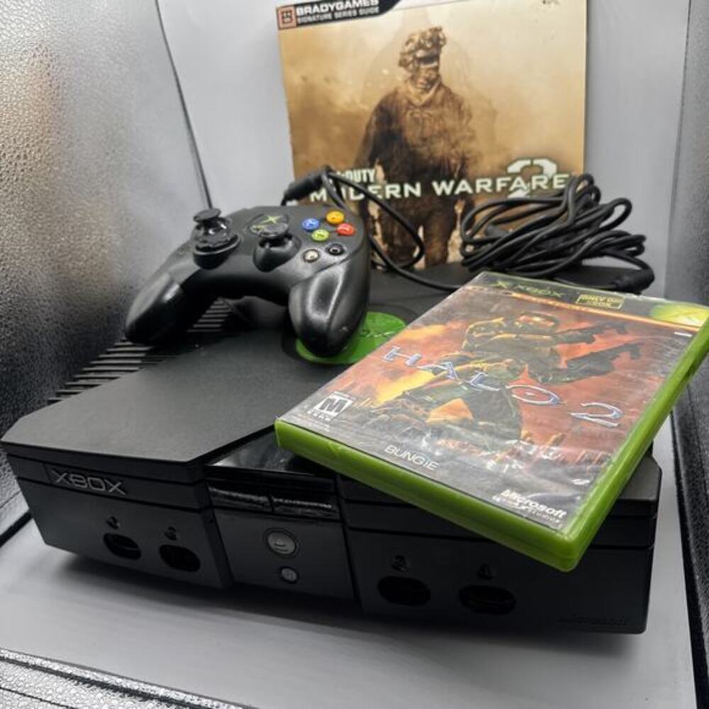 Original Xbox Console For Parts/Repair - With Controller S, Halo 2 & MW2 Guide